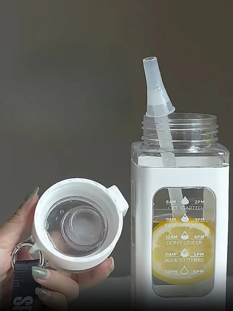 700ml/900ml Sports Water Bottle